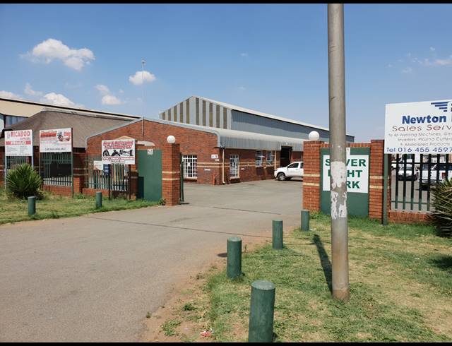 450M² WORKSHOP TO LET IN DUNCANVILLE